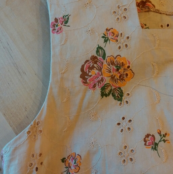 Gifted BOHO floral midi dress peach, with Free scarf and belt - Picture 7 of 10